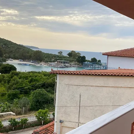 Viktor's Διαμέρισμα Εξαμίλιο